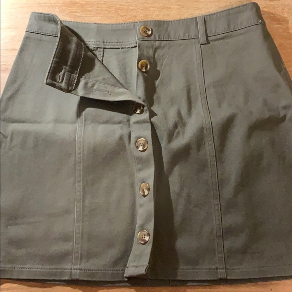 Forever 21 skirt
